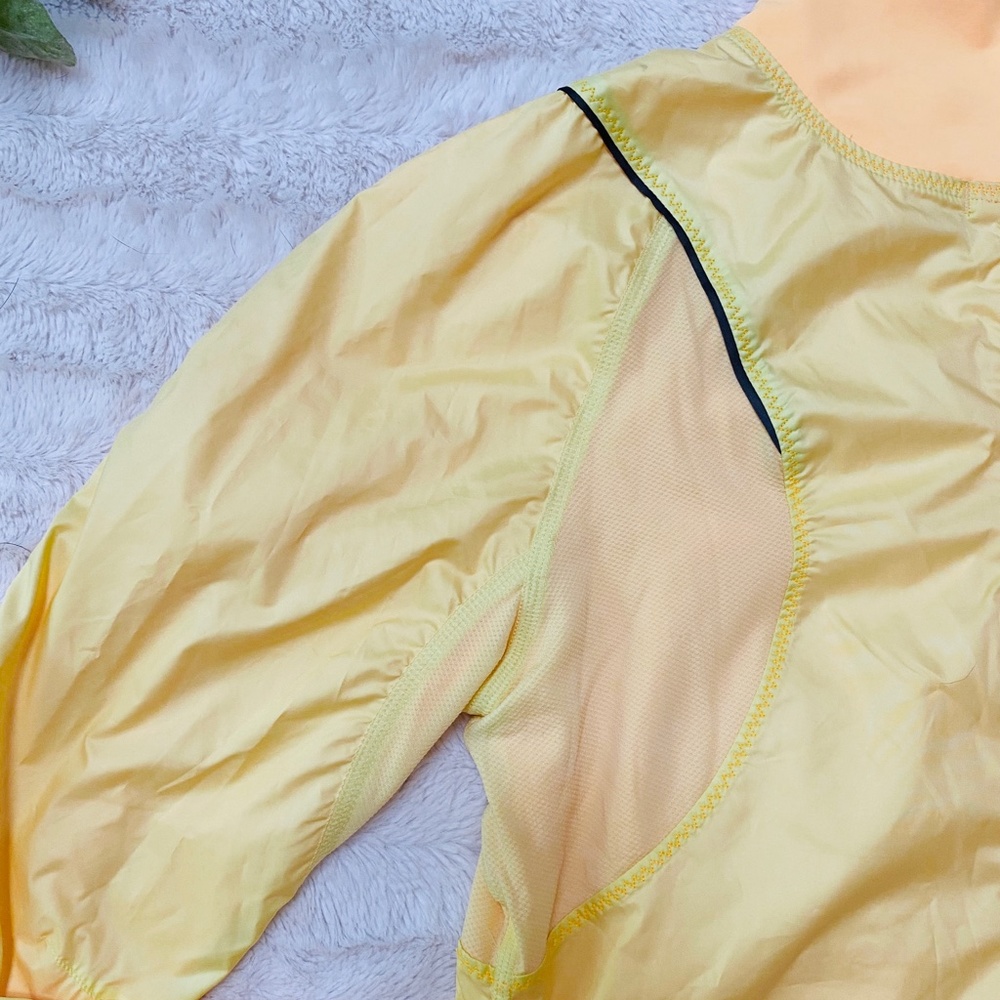 Lululemon RUN: Two To Make It True Jacket - Picture 6 of 14